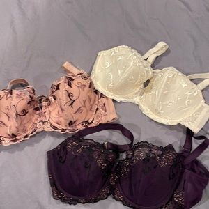 Like new Soma sensuous balconet bras!